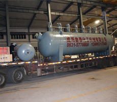 28000L不銹鋼反應(yīng)釜